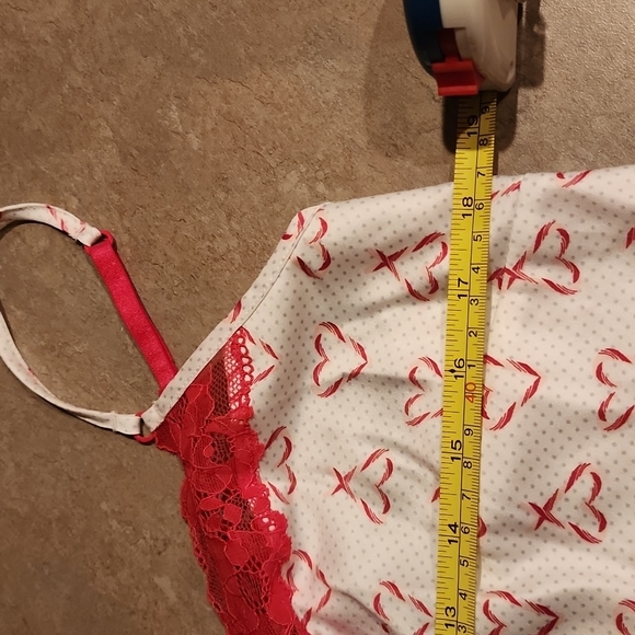VICTORIA'S SECRET Red White & Pink Heart Print Lacy Cami & Tap Pants Size Large - Picture 9 of 9